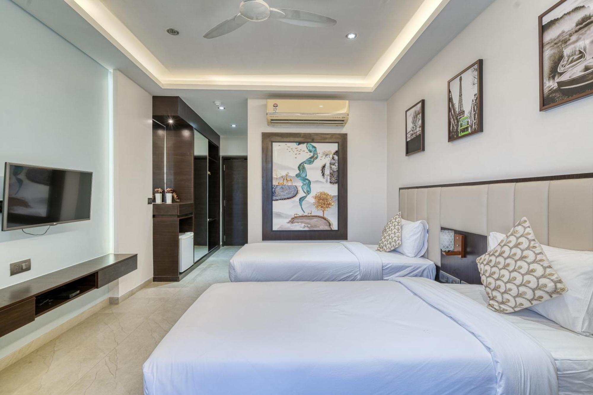 Hotel Grand Visava Лонавала Экстерьер фото
